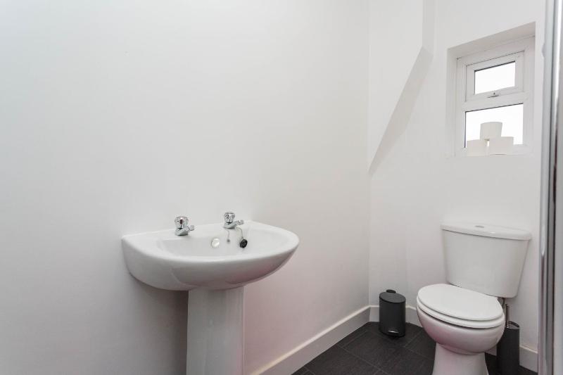Deluxe Apartment image 2