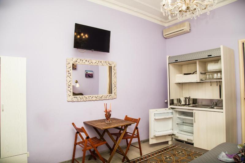 Superior Suite image 3