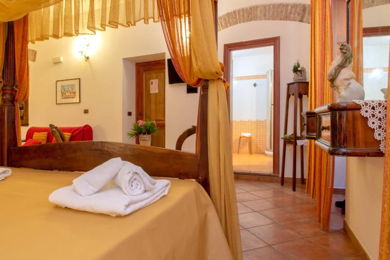 Donnaciccina Accomodation - image 3