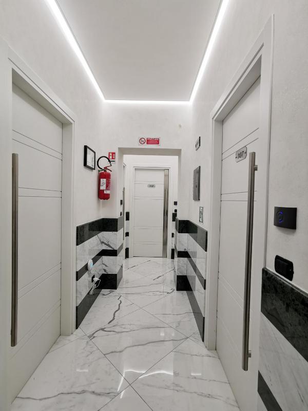 Deluxe Double or Twin Room image 2