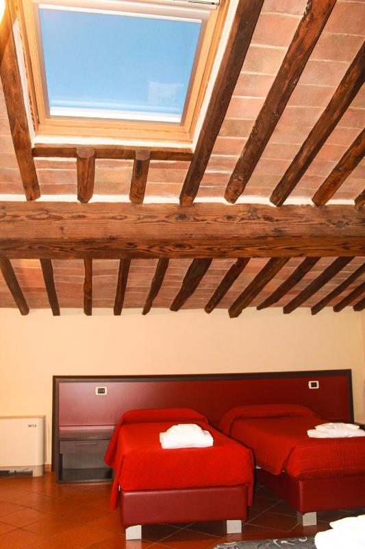 Quadruple Room image 2
