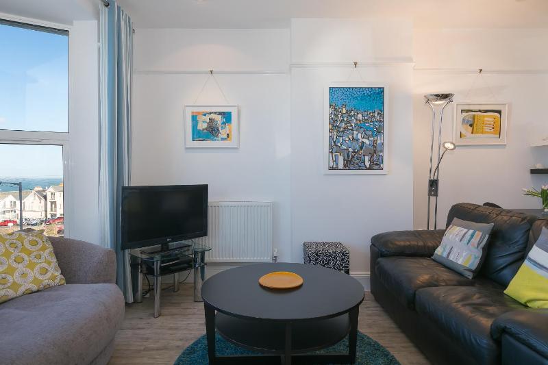 Two-Bedroom Apartment image 4