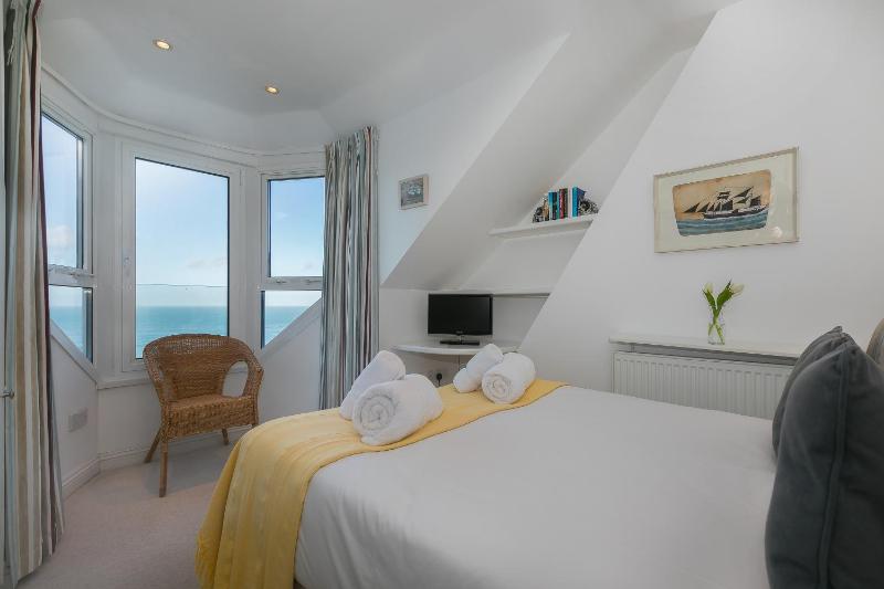 Sea Crest - image 21