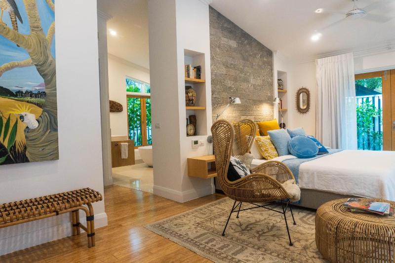 Pineapple Petes Beach House - image 6