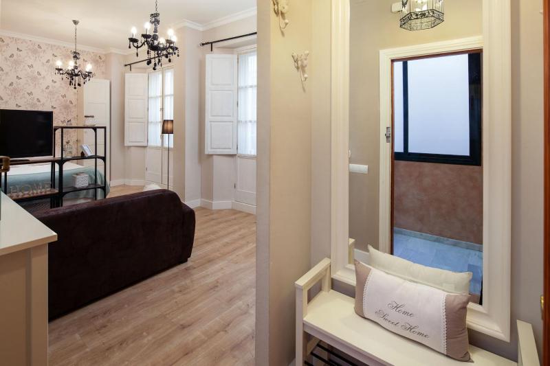 Valentina Home - image 14