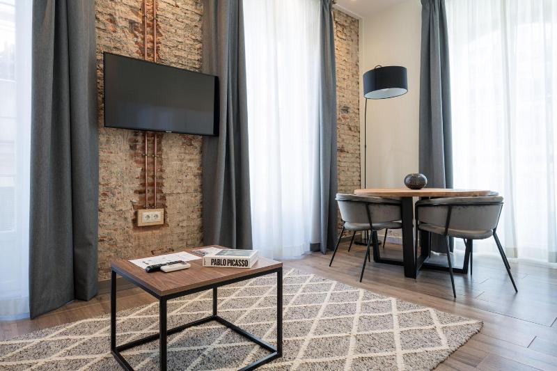 Standard Apartment image 3