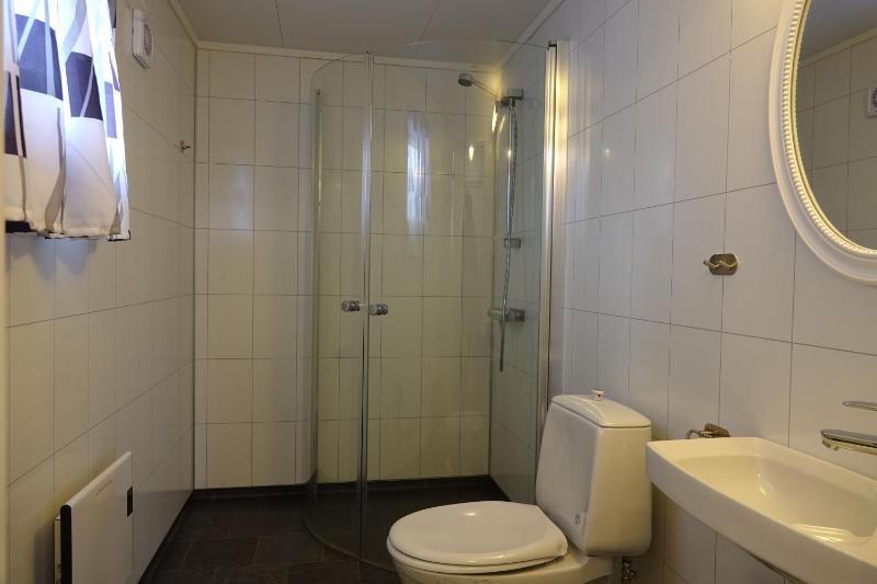 Two-Bedroom House image 3