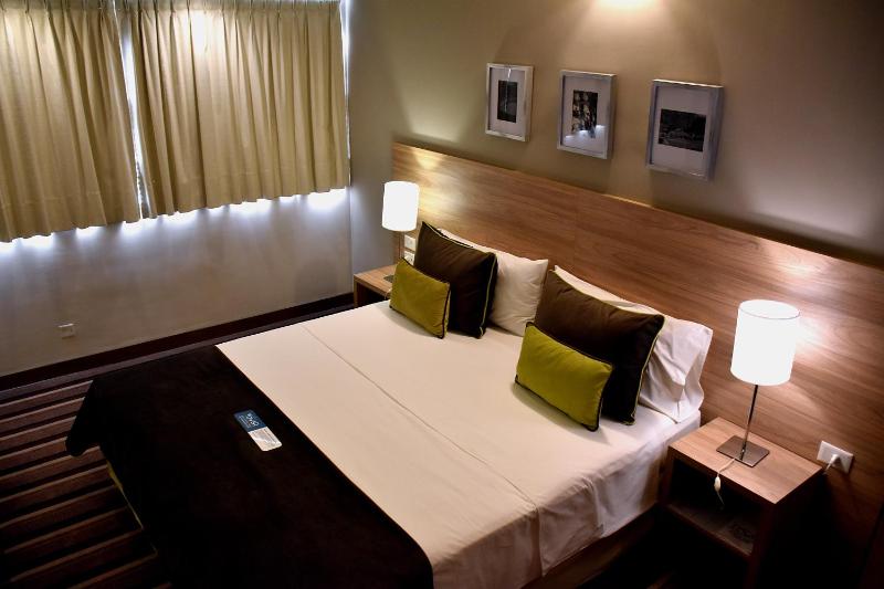 Hotel Tower Inn & Suites - image 29