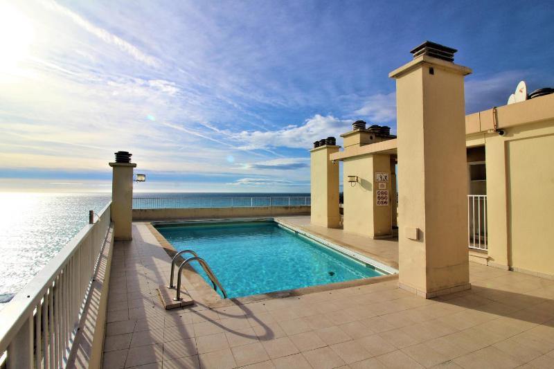 Studio Royal Lux by Booking Guys - image 13