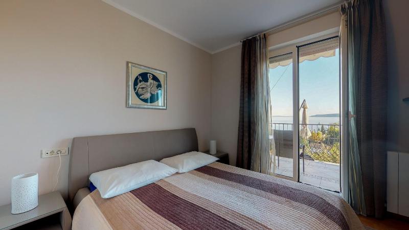 Superior Apartment image 3