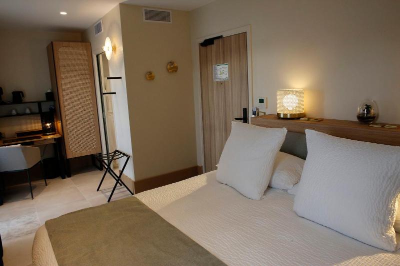 Splendid Hôtel & Spa - image 50