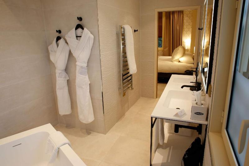 Splendid Hôtel & Spa - image 40
