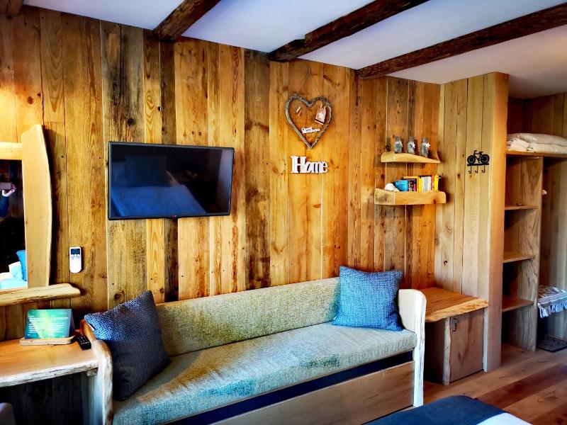 Double or Twin Room with Extra Bed and Balcony image 4