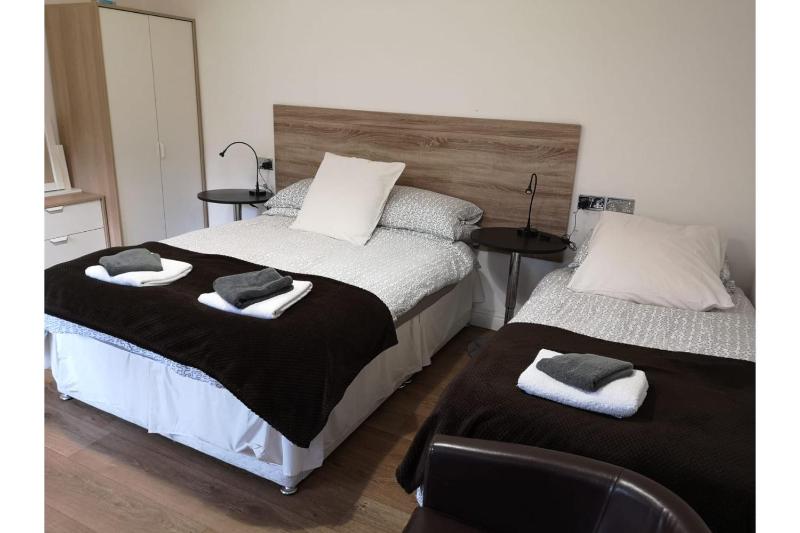 Standard Triple Room image 1