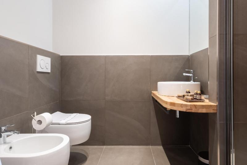 Superior Deluxe Double or Twin Room  image 3