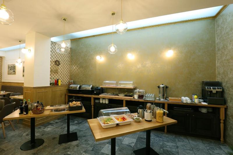 U Stare Pani - At the Old Lady Hotel - image 9