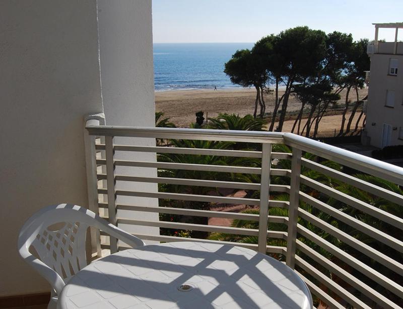 Apartment with Lateral Sea View image 3