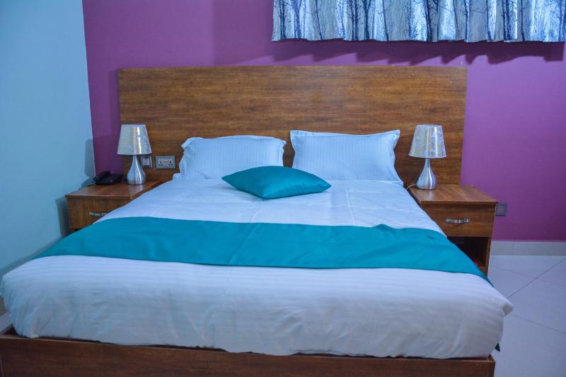 SamWeb Bed and Breakfast - image 7