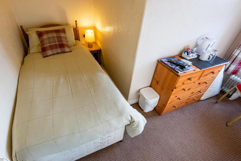 Budget Single Room image 1