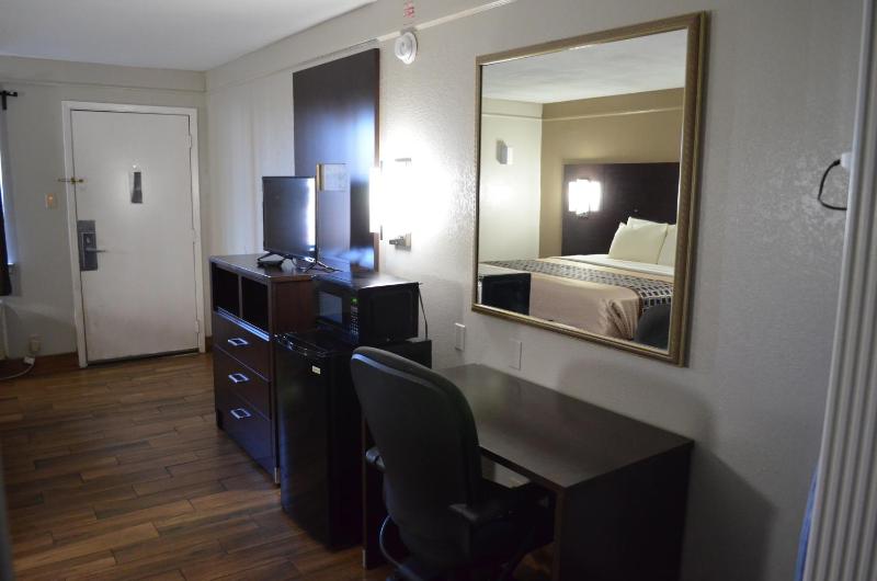 King Room image 2