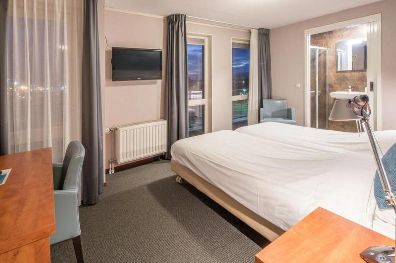 Double or Twin Room image 1