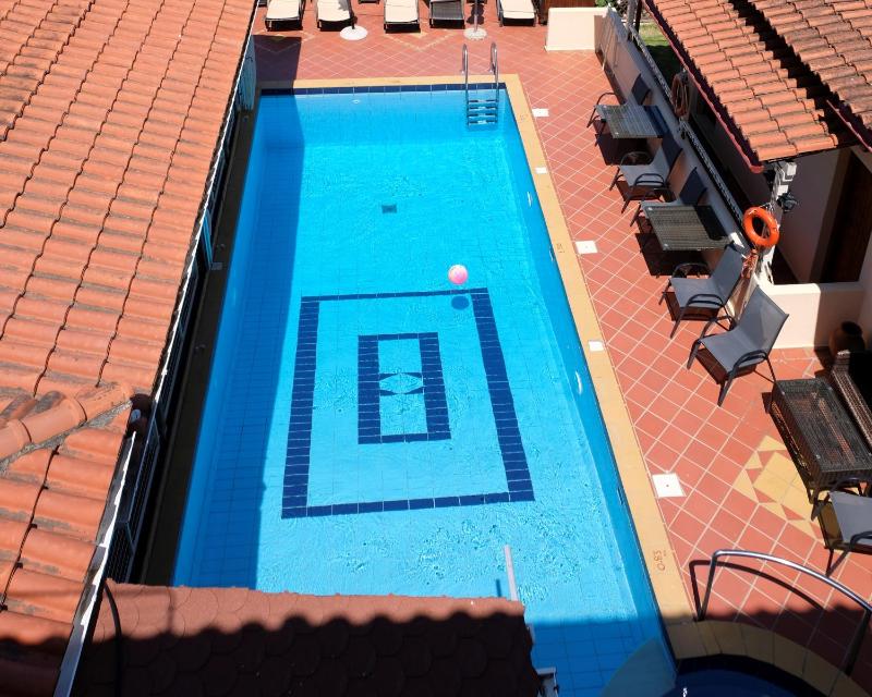 Taxiarchis Apartments - image 1