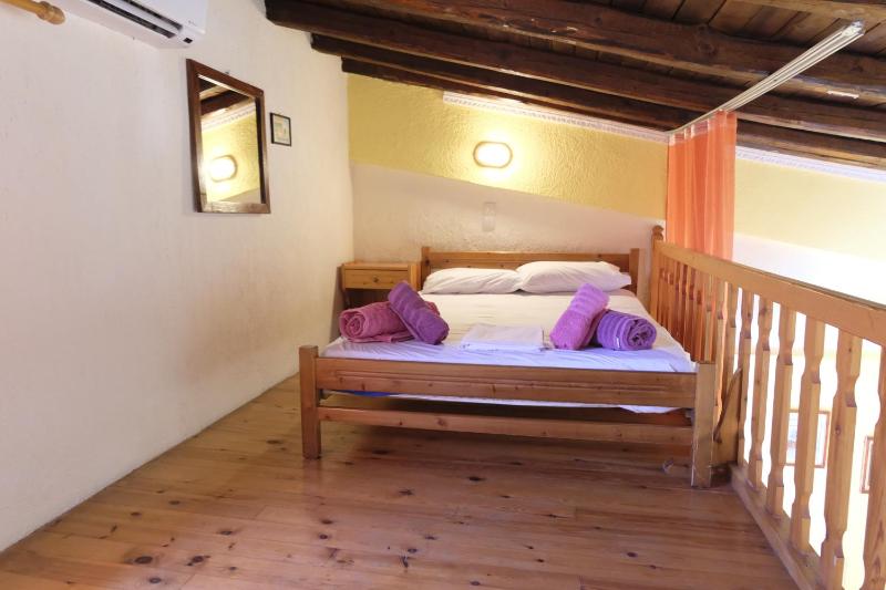 Taxiarchis Apartments - image 36