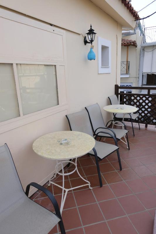Taxiarchis Apartments - image 2
