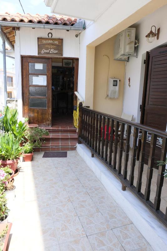 Taxiarchis Apartments - image 38