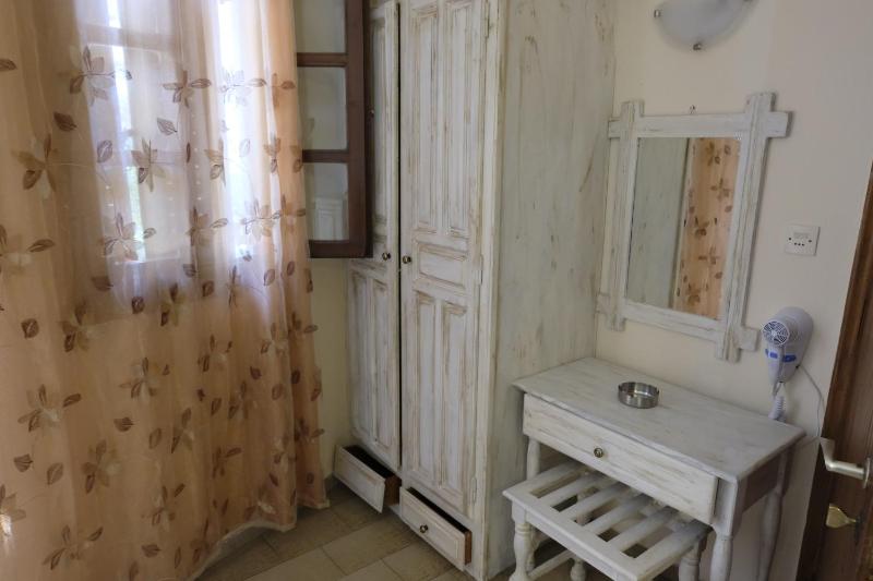 Taxiarchis Apartments - image 22