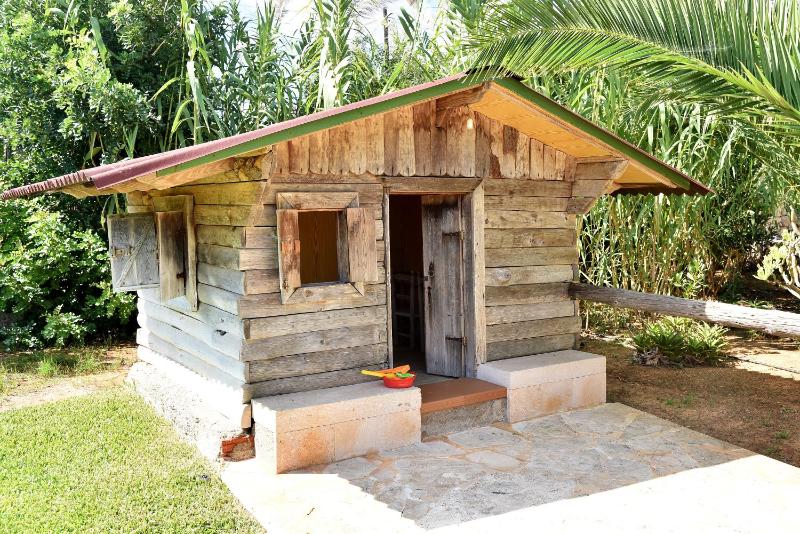 Two-Bedroom Villa image 4