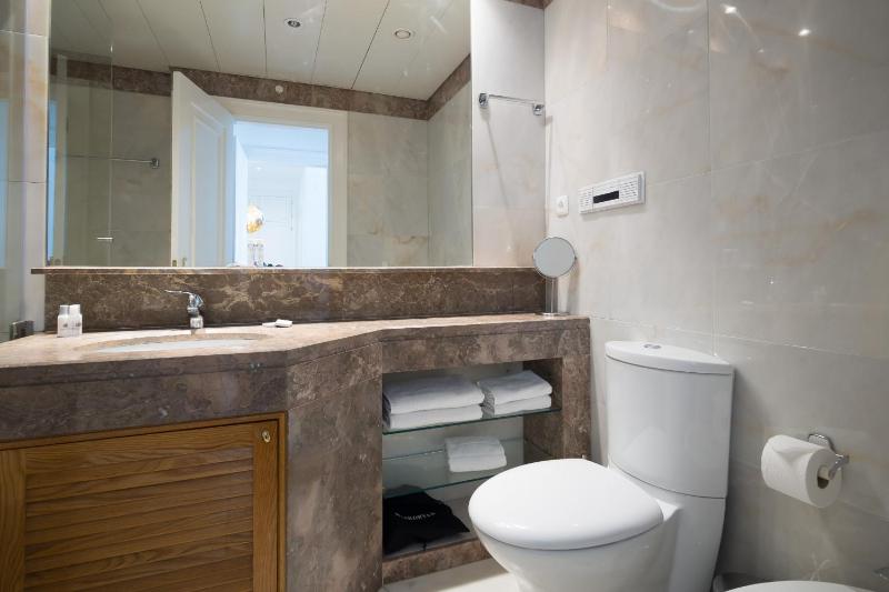 Nomad's Chiado Lisbon - The Ivens Signature - image 15
