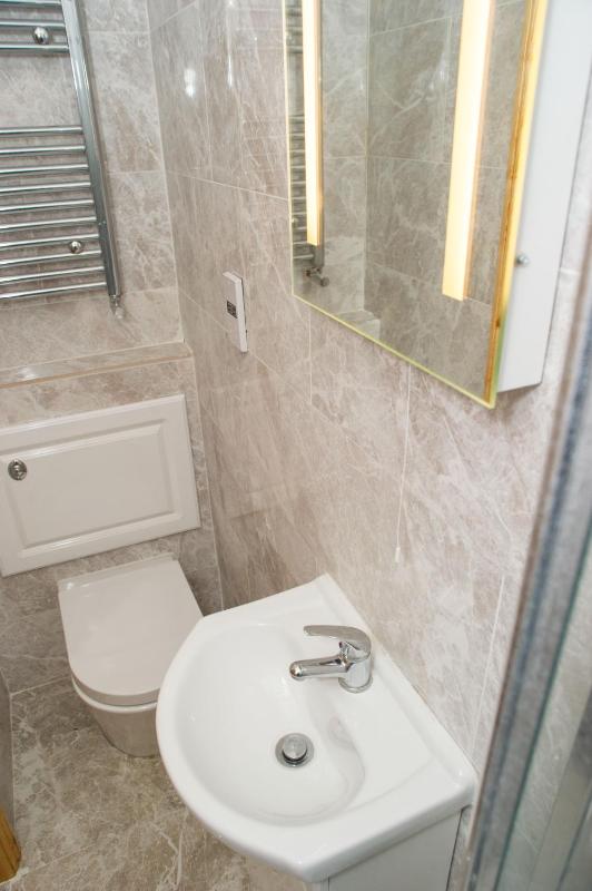 Double Room image 1