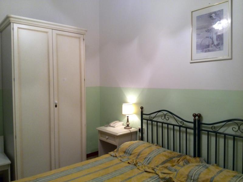 Economy Double or Twin Room image 2