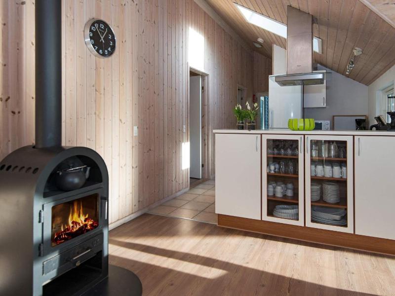Four-Bedroom Holiday Home image 2
