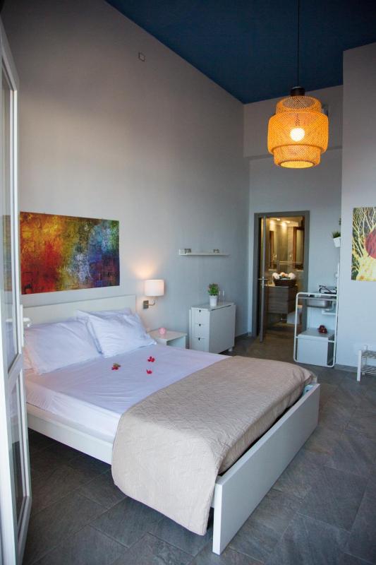 Studio Apartment with Sea View image 2