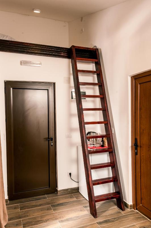 Quadruple Room with Terrace image 4