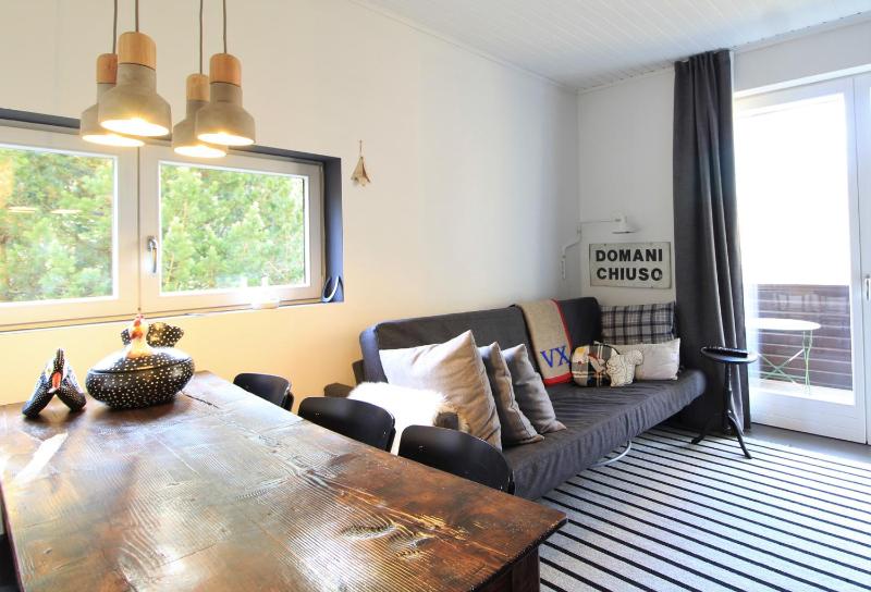 One-Bedroom Apartment image 4