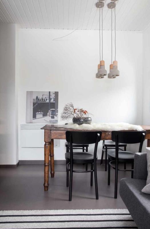 One-Bedroom Apartment image 3