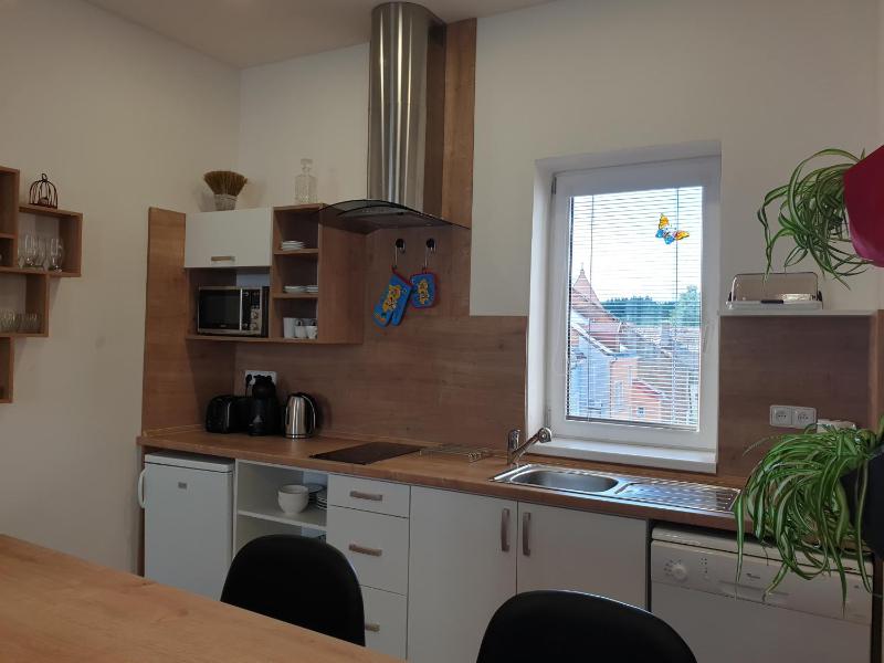 One-Bedroom Apartment image 1