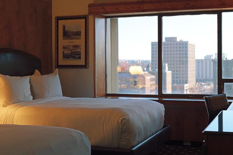 The Antlers a Wyndham Hotel - image 14