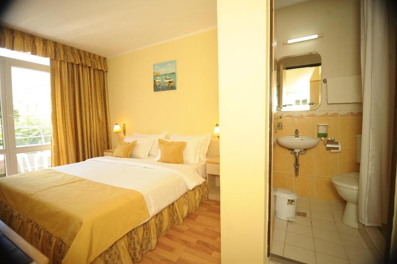 Hotel Valul Magic - image 11