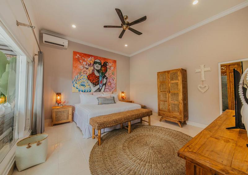 Villa Bloom 5 close to the beach private pool 3 bedrooms 3 bathrooms - image 2
