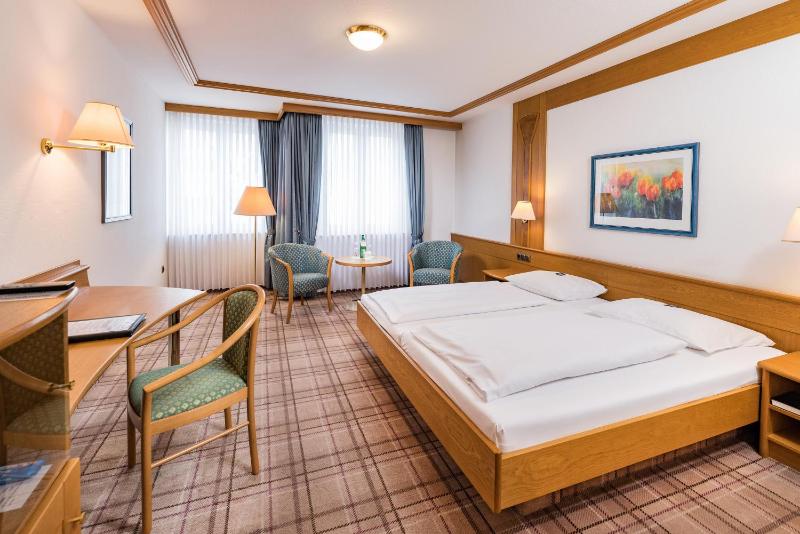 Double Room image 1