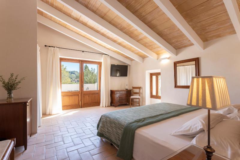 Double Room image 2