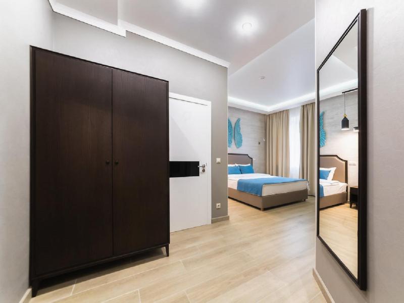 King Suite image 3