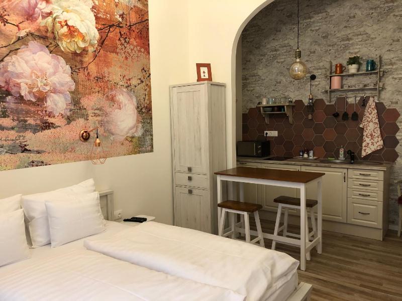 Standard Apartment image 2