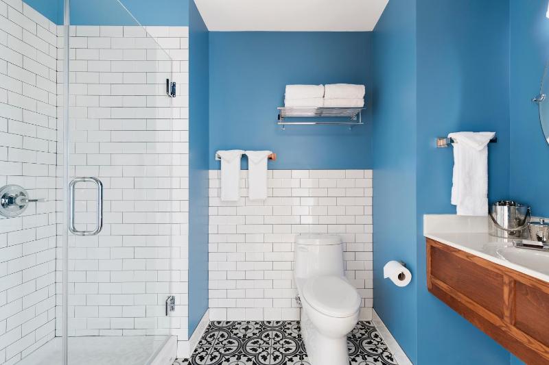 Superior King Room image 2