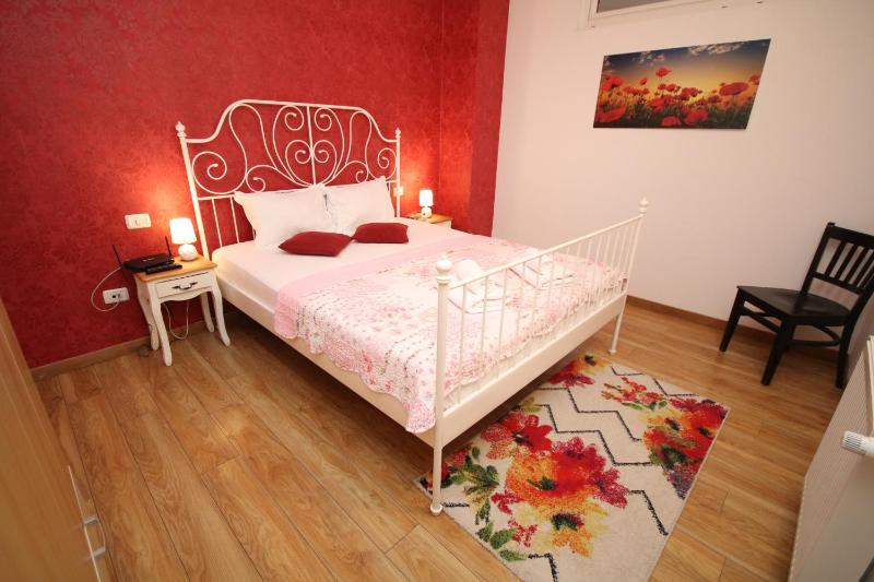Flowers Apartments Timisoara - image 13