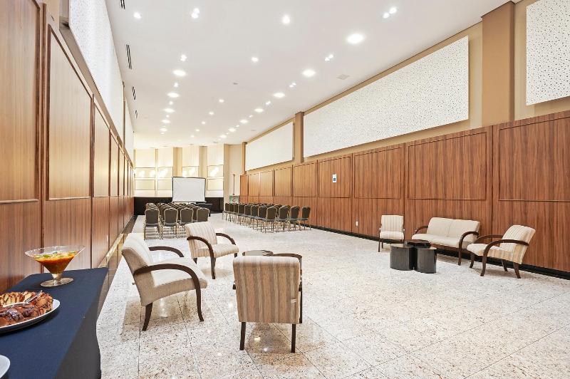 Firenze Business Hotel - image 26
